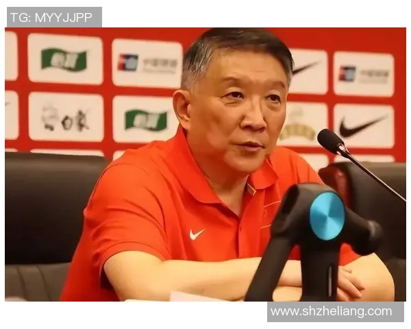 宫鲁鸣带队迎战波黑日本澳大利亚李月汝缺席张子宇成内线核心 宫鲁鸣带队迎战波黑日本澳大利亚李月汝缺席张子宇成内线核心